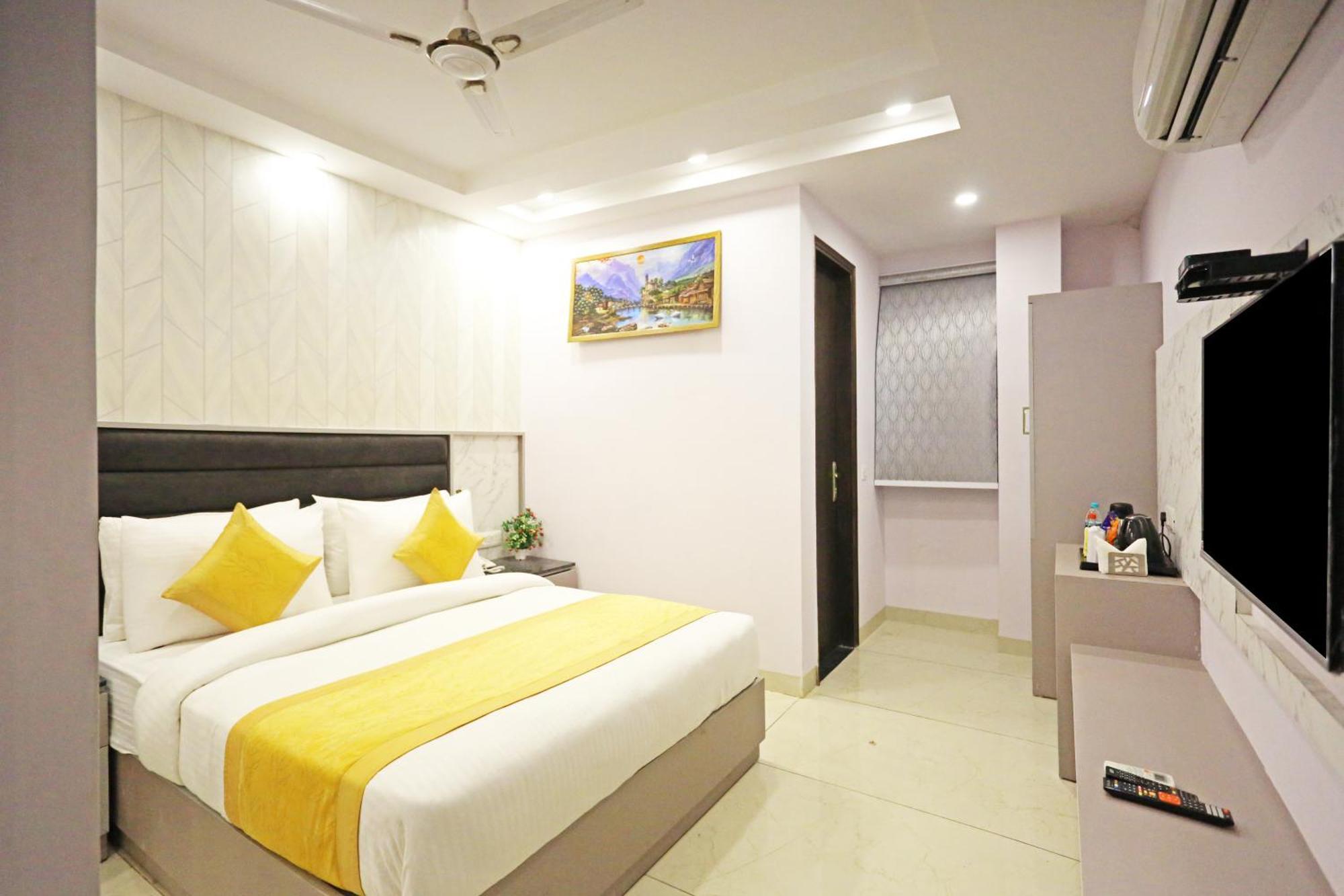 Hotel Mayfair Just A Minute Away From New Delhi Railway Station And Connaught Place Exterior foto