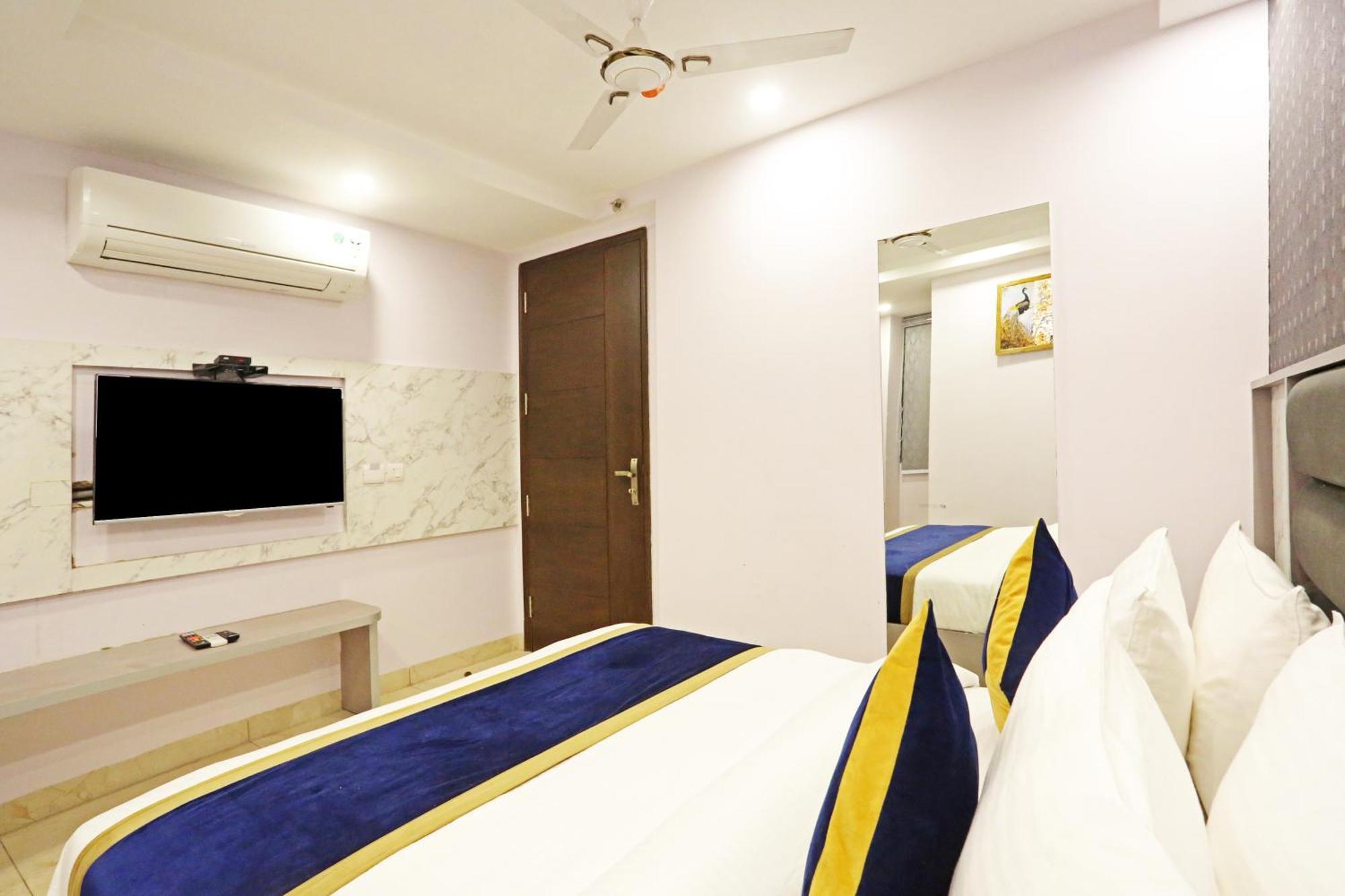 Hotel Mayfair Just A Minute Away From New Delhi Railway Station And Connaught Place Exterior foto